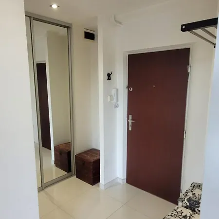 Perfect Modern 5 Minutes From Center Apartment *
