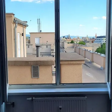 Perfect Modern 5 Minutes From Center Apartment Kosice